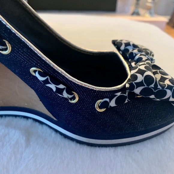 Navy Coach Wedges with Bows - Picture 10 of 11